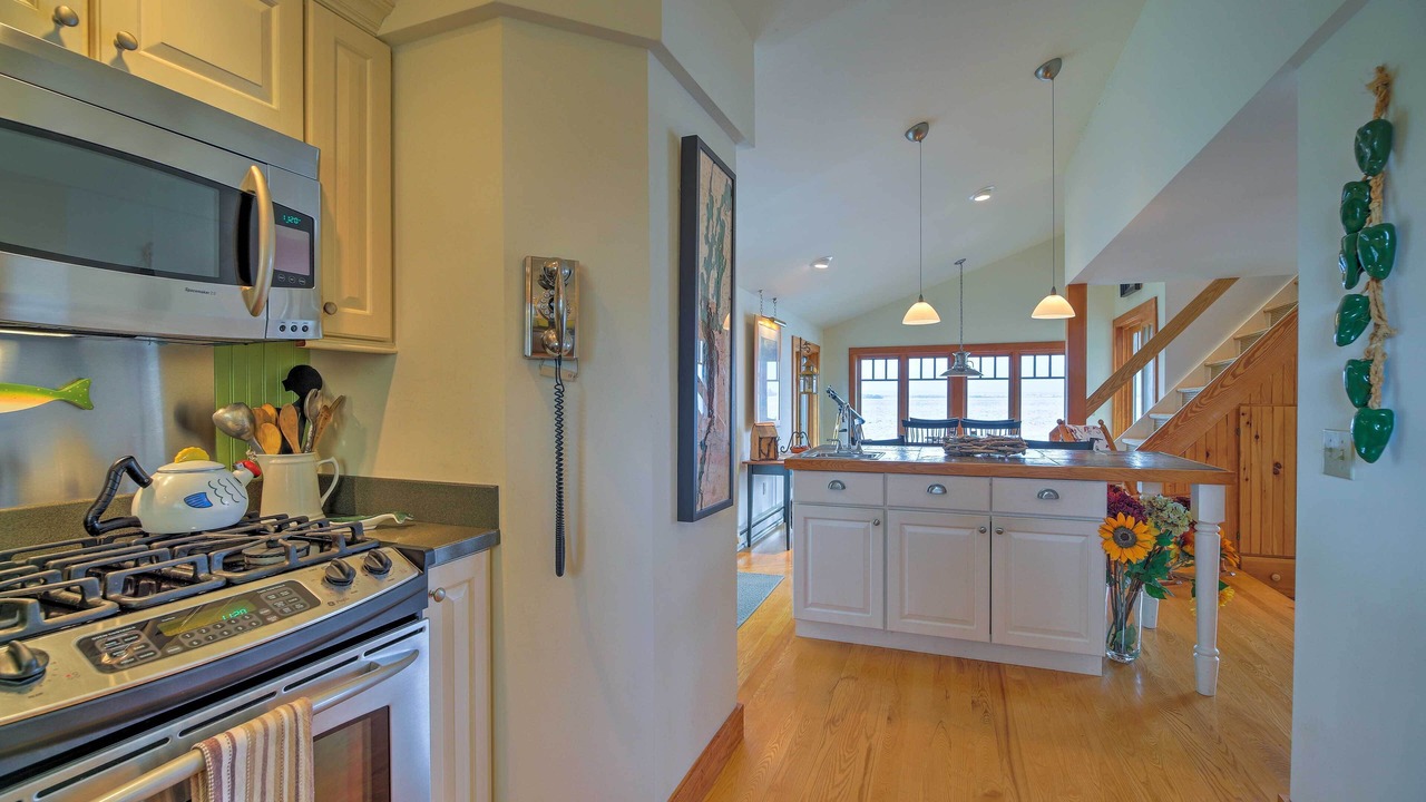 Photo of Kitchen in North Hero