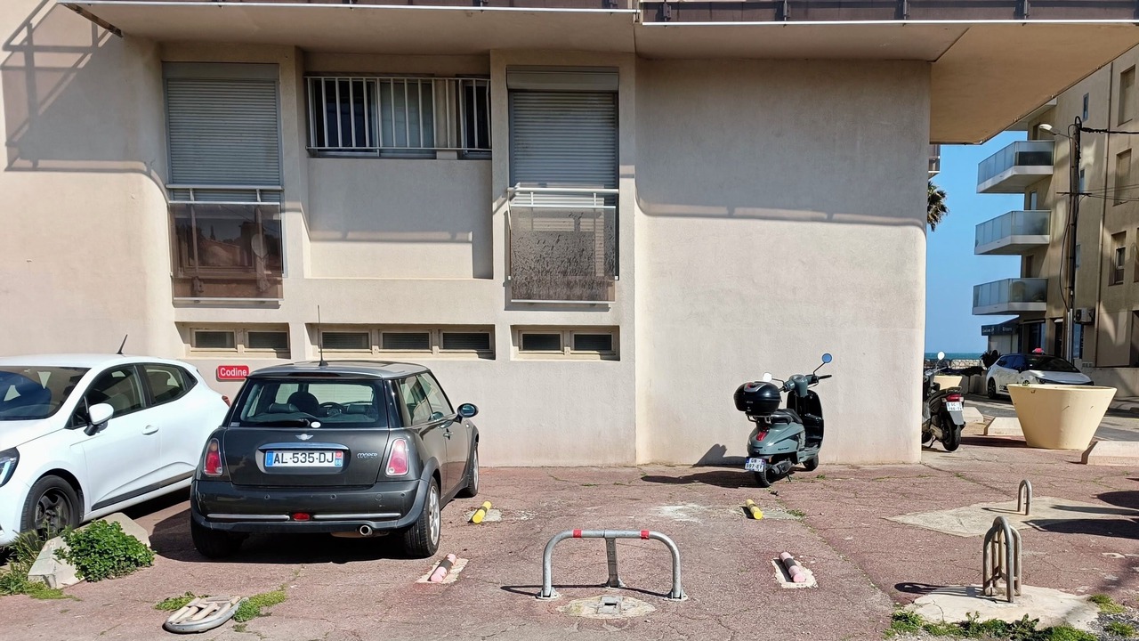 Photo of Outdoor in La Jetee