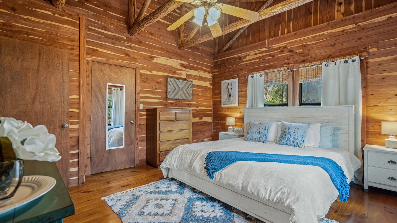 Photo of Bedroom in La Grange
