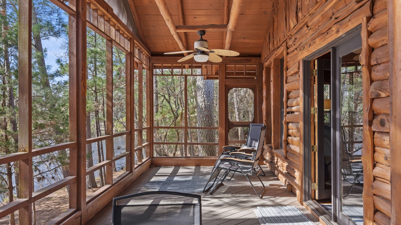 Photo of Patio Balcony in La Grange