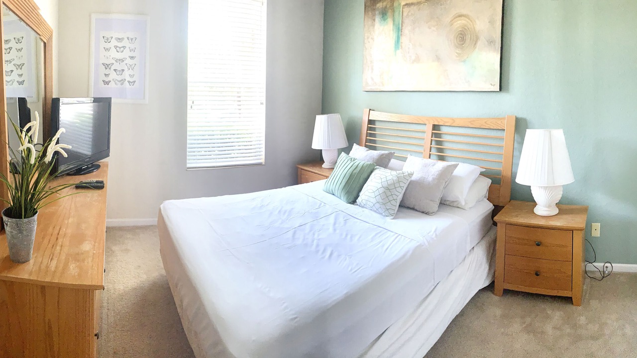 Photo of Bedroom in Trafalgar Village