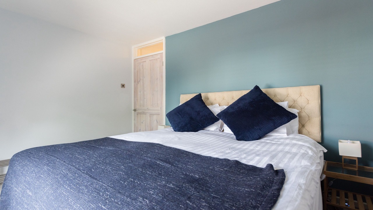 Photo of Others in Vauxhall