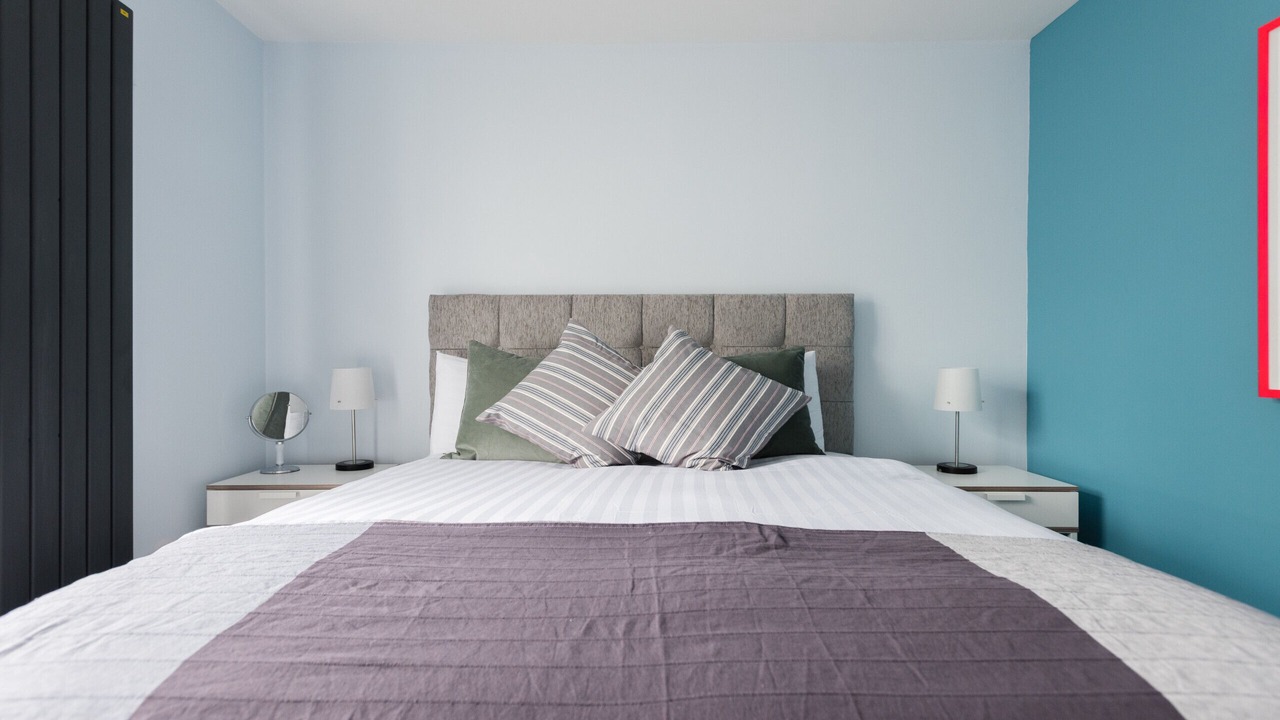 Photo of Others in Vauxhall