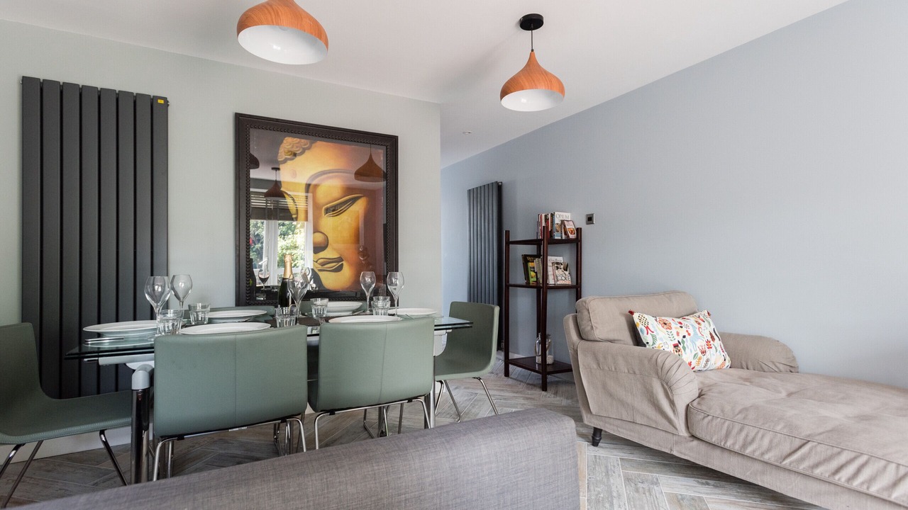 Photo of Others in Vauxhall