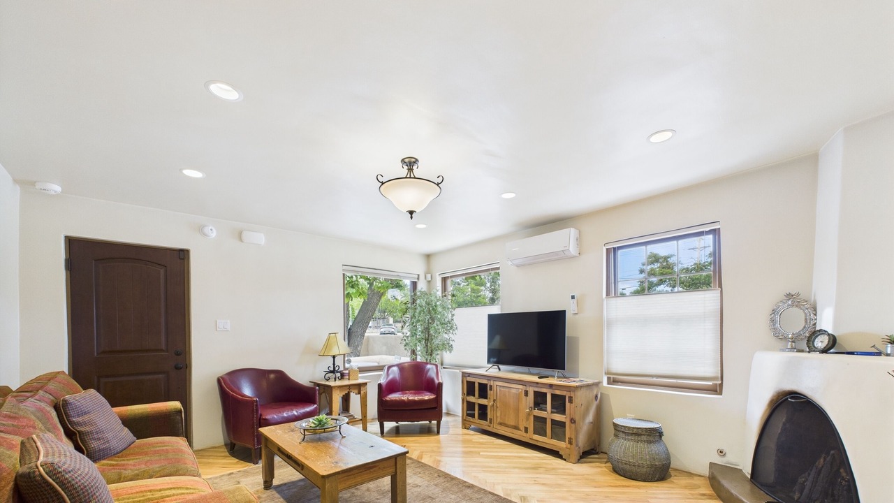 Photo of Livingroom in Downtown Santa Fe
