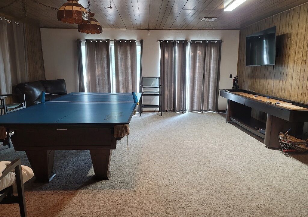 Photo of Bedroom in Sulphur