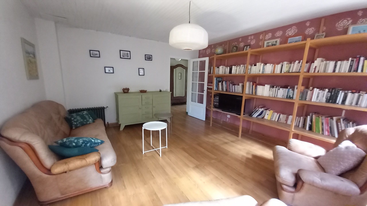 Photo of Livingroom in Mormoiron