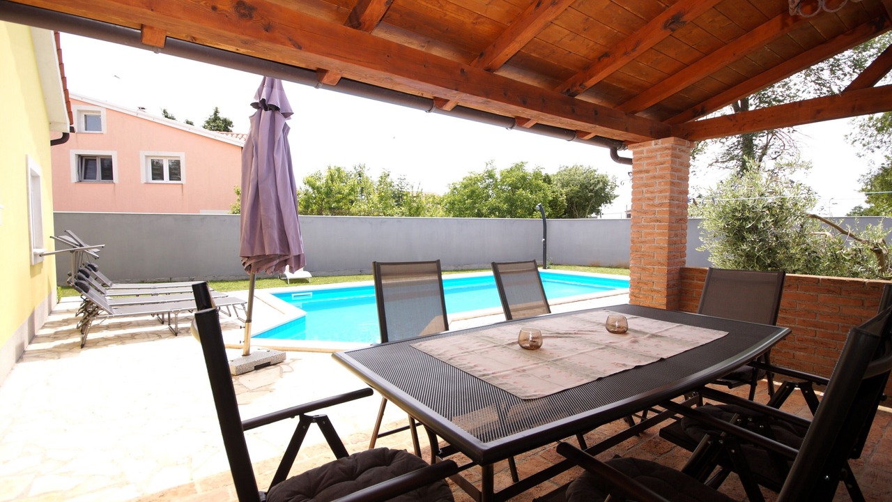 Photo of Outdoor in Rebici