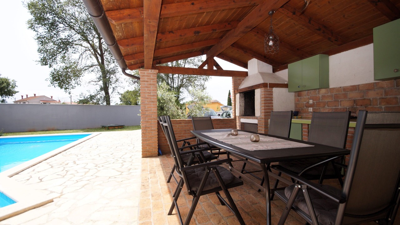 Photo of Outdoor in Rebici