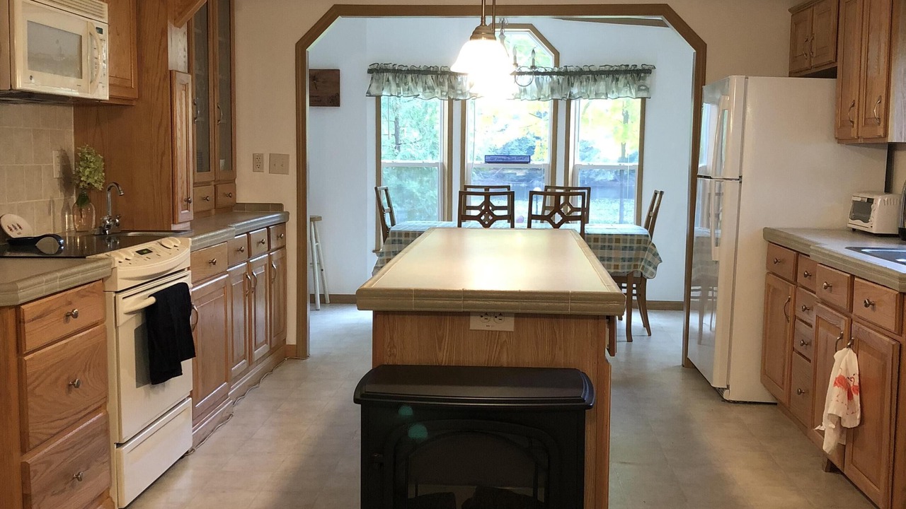 Photo of Kitchen in Lake Luzerne-Hadley