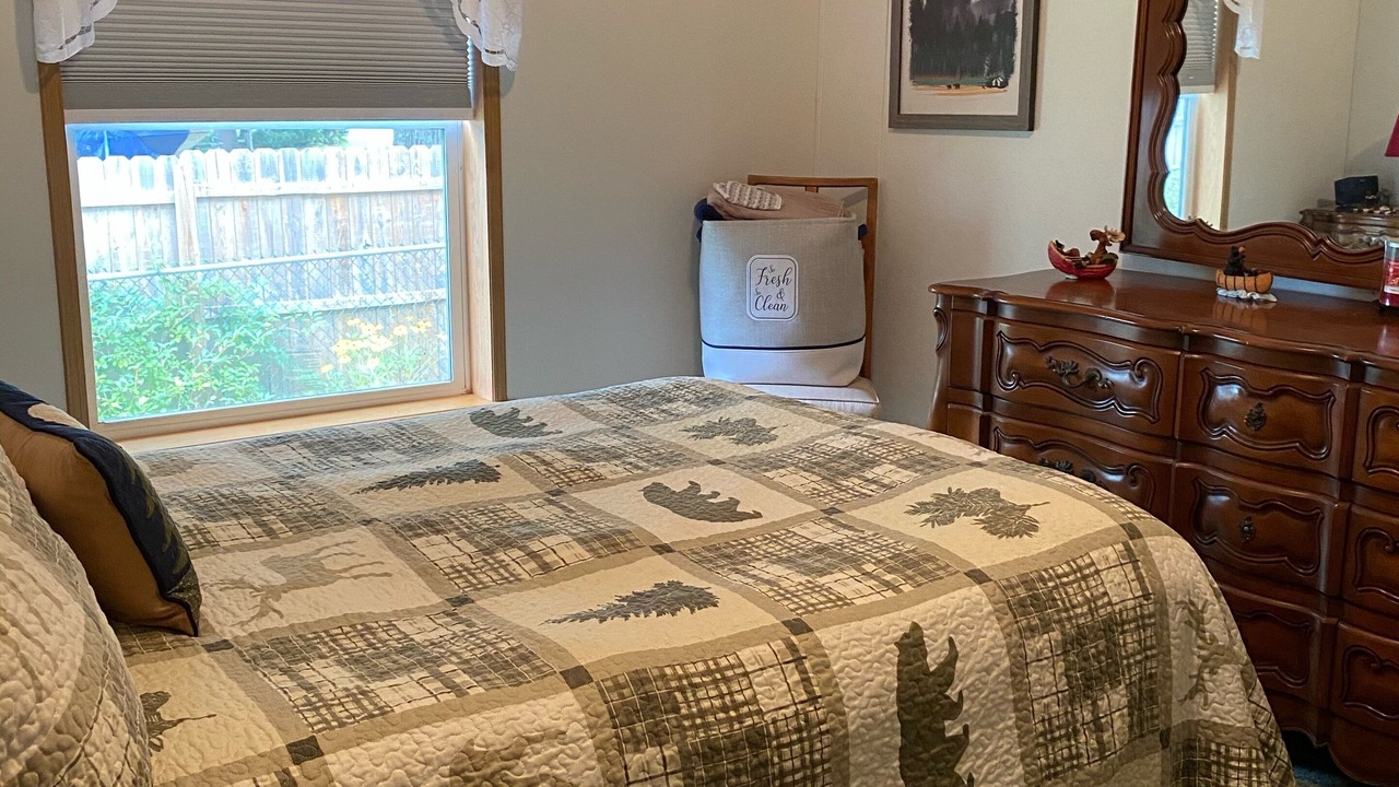 Photo of Bedroom in Lake Luzerne-Hadley