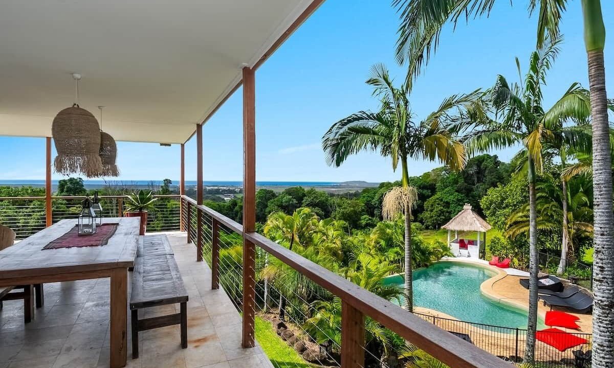 Photo of Patio Balcony in McLeods Shoot