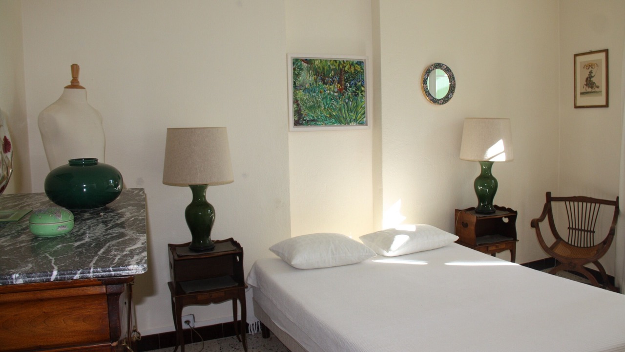 Photo of Bedroom in Courry