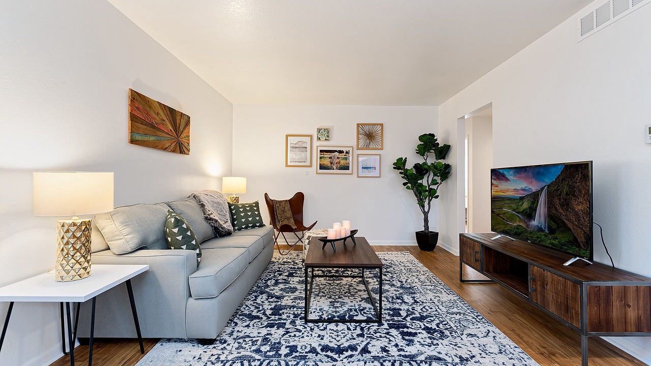 Photo of Bedroom in University Acres