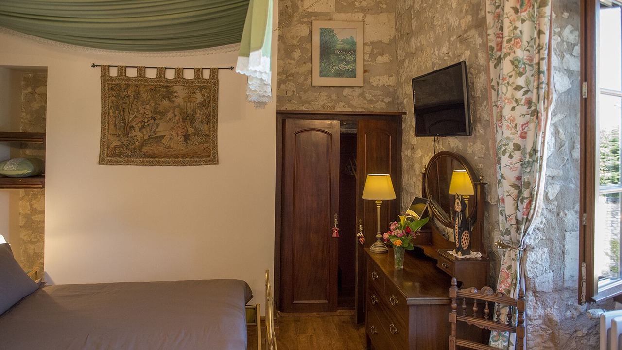 Photo of Bedroom in Saint-Eutrope-de-Born