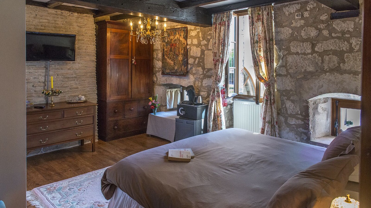 Photo of Bedroom in Saint-Eutrope-de-Born