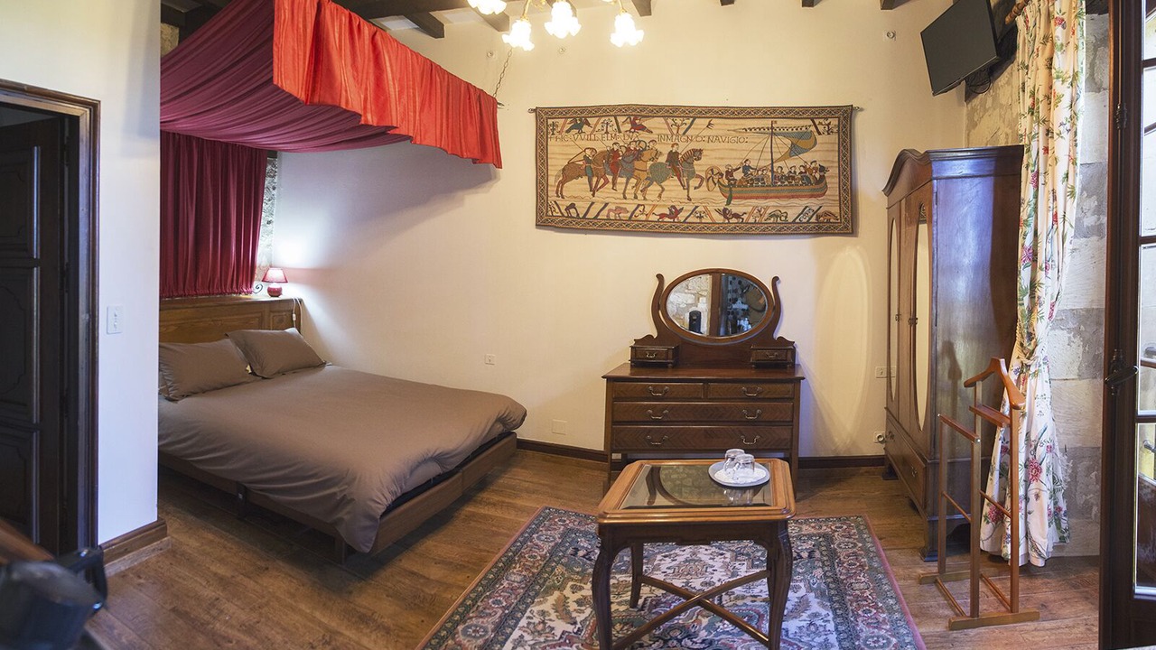 Photo of Bedroom in Saint-Eutrope-de-Born