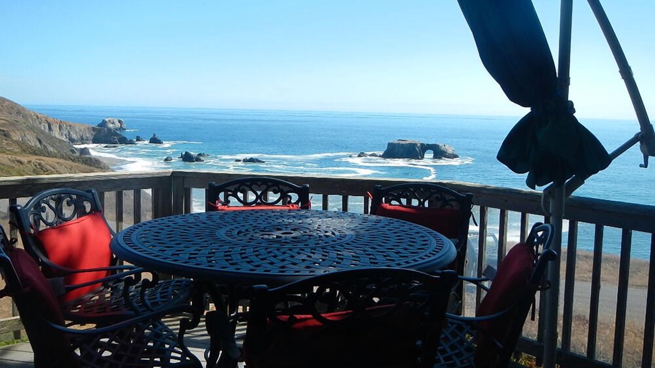 Photo of Others in Occidental