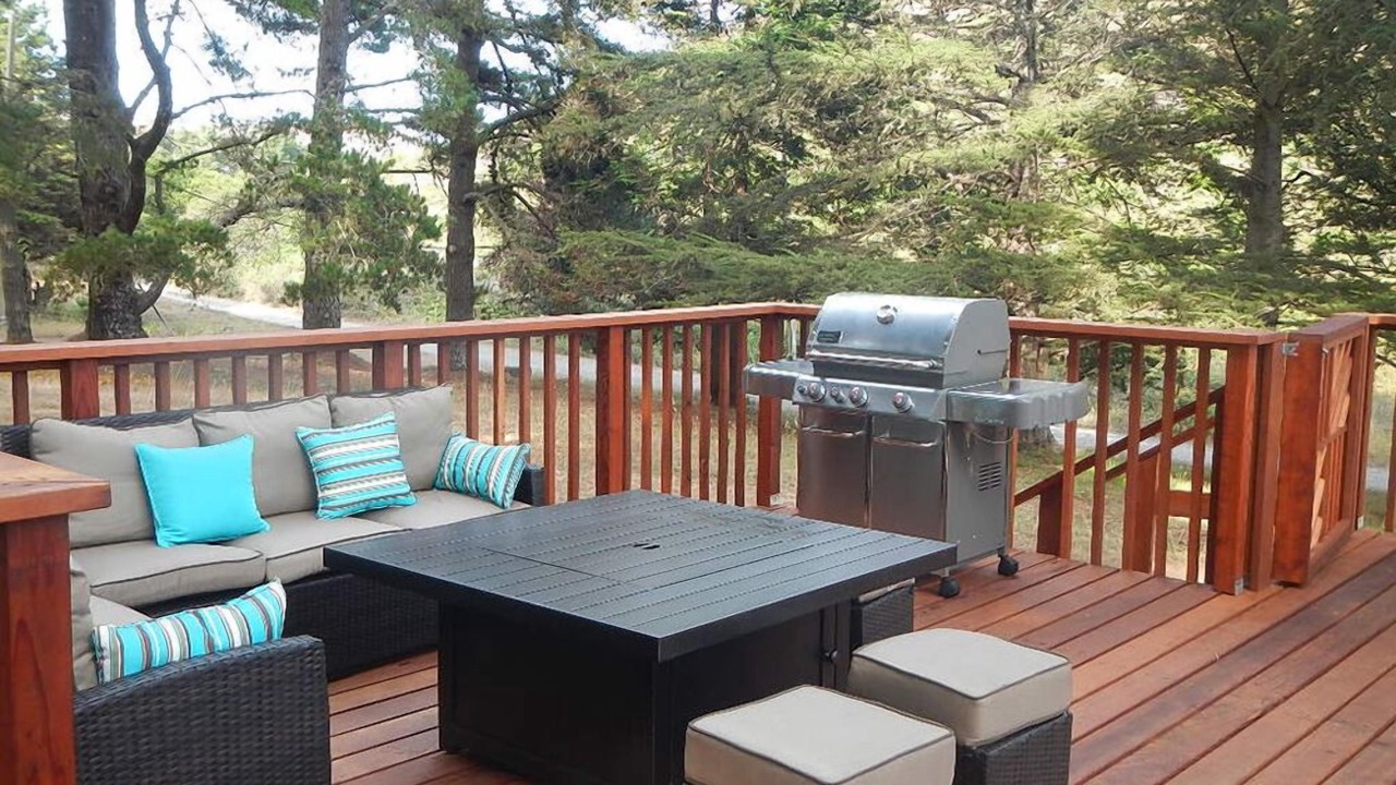 Photo of Others in Occidental