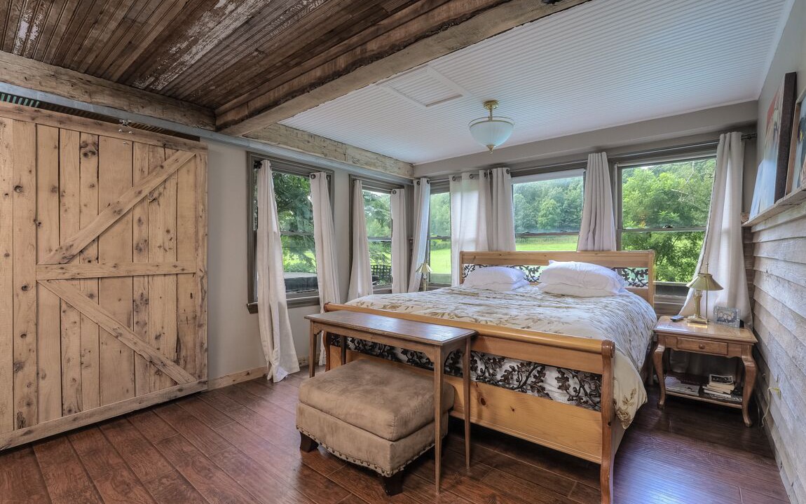 Photo of Bedroom in Bois D Arc