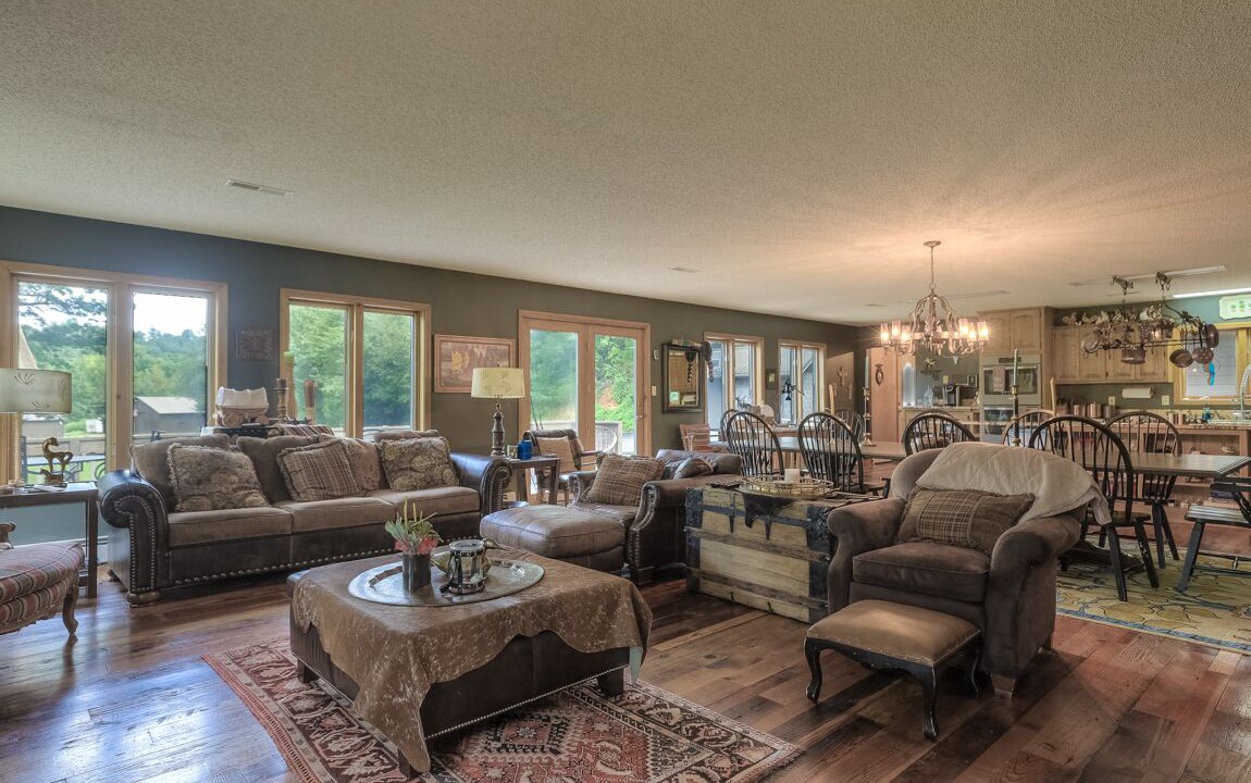 Photo of Livingroom in Bois D Arc
