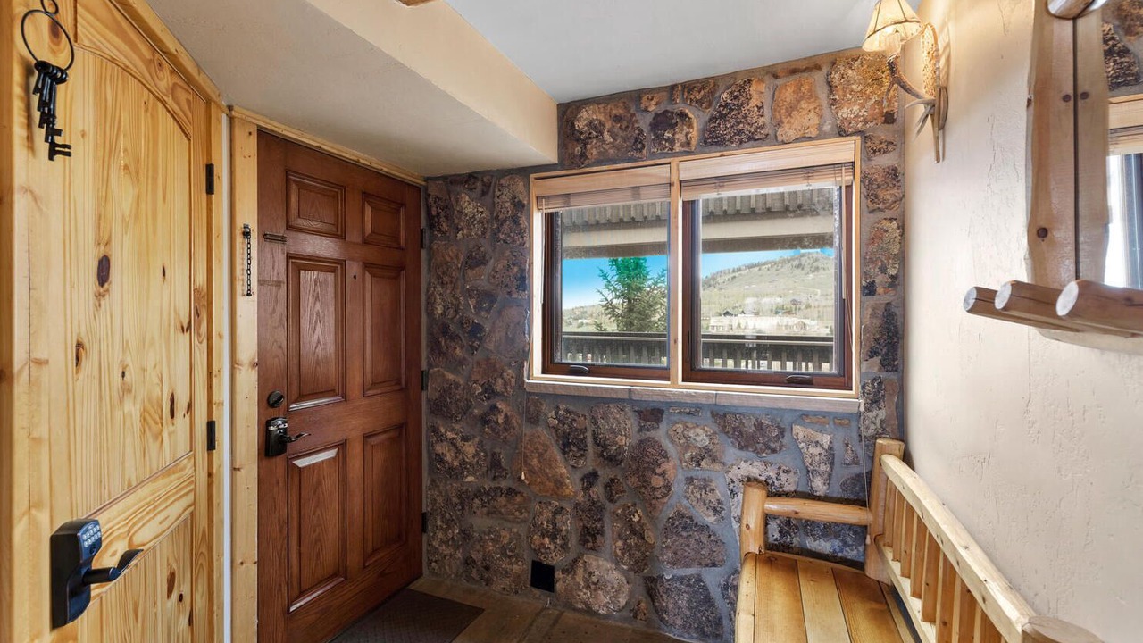 Photo of Others in Dillon