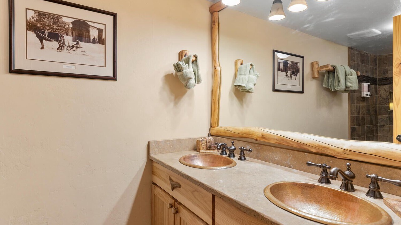 Photo of Bathroom in Dillon