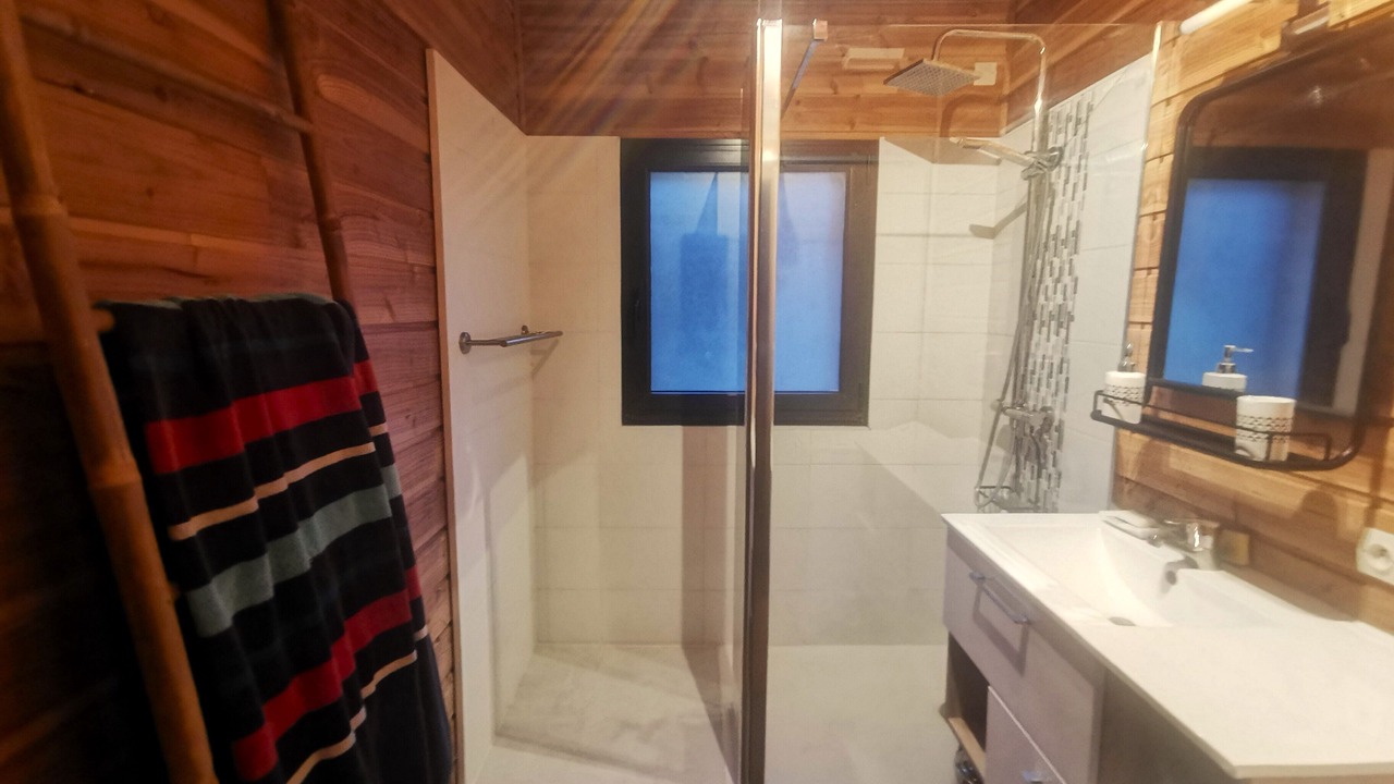 Photo of Bathroom in Saint-Michel-Chef-Chef