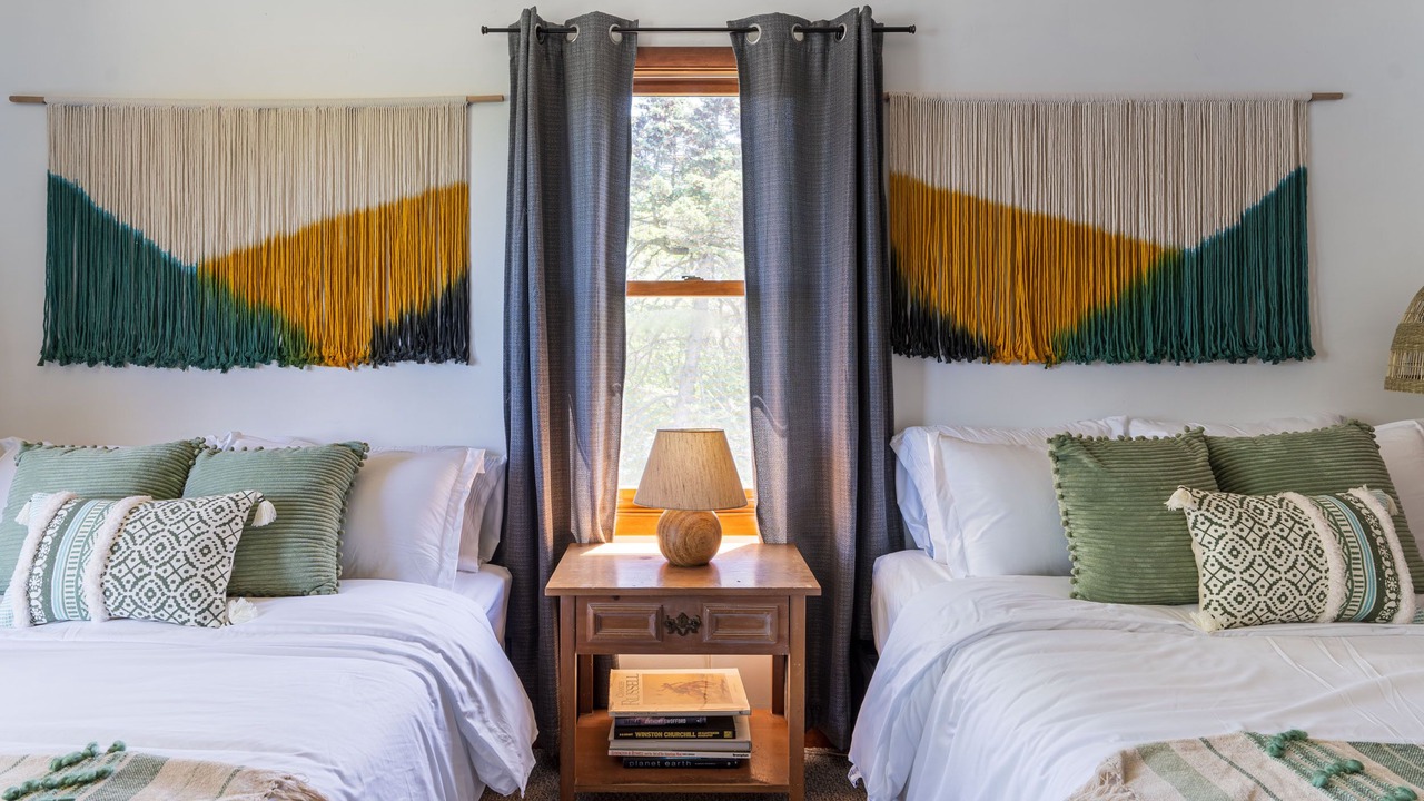 Photo of Bedroom in Lake Shangrila