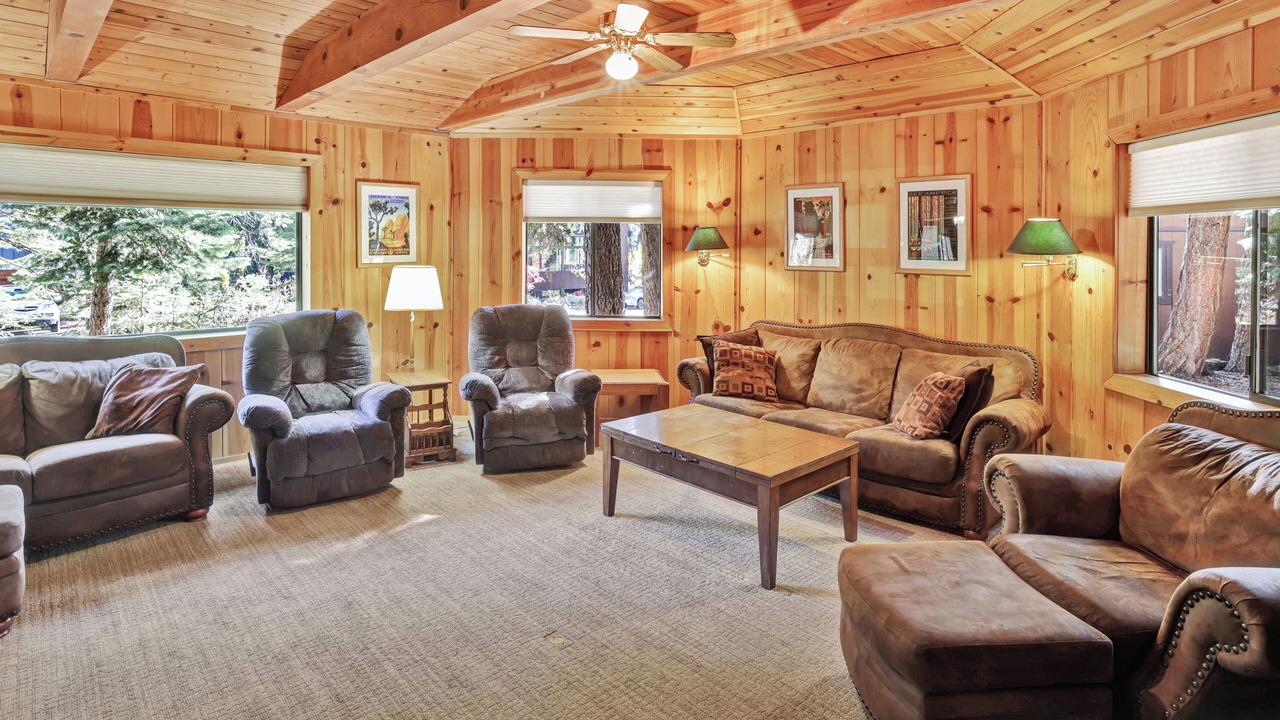 Photo of Livingroom in Sunnyside
