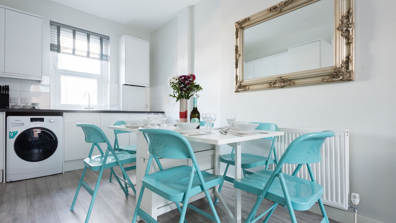 Photo of Others in Euston