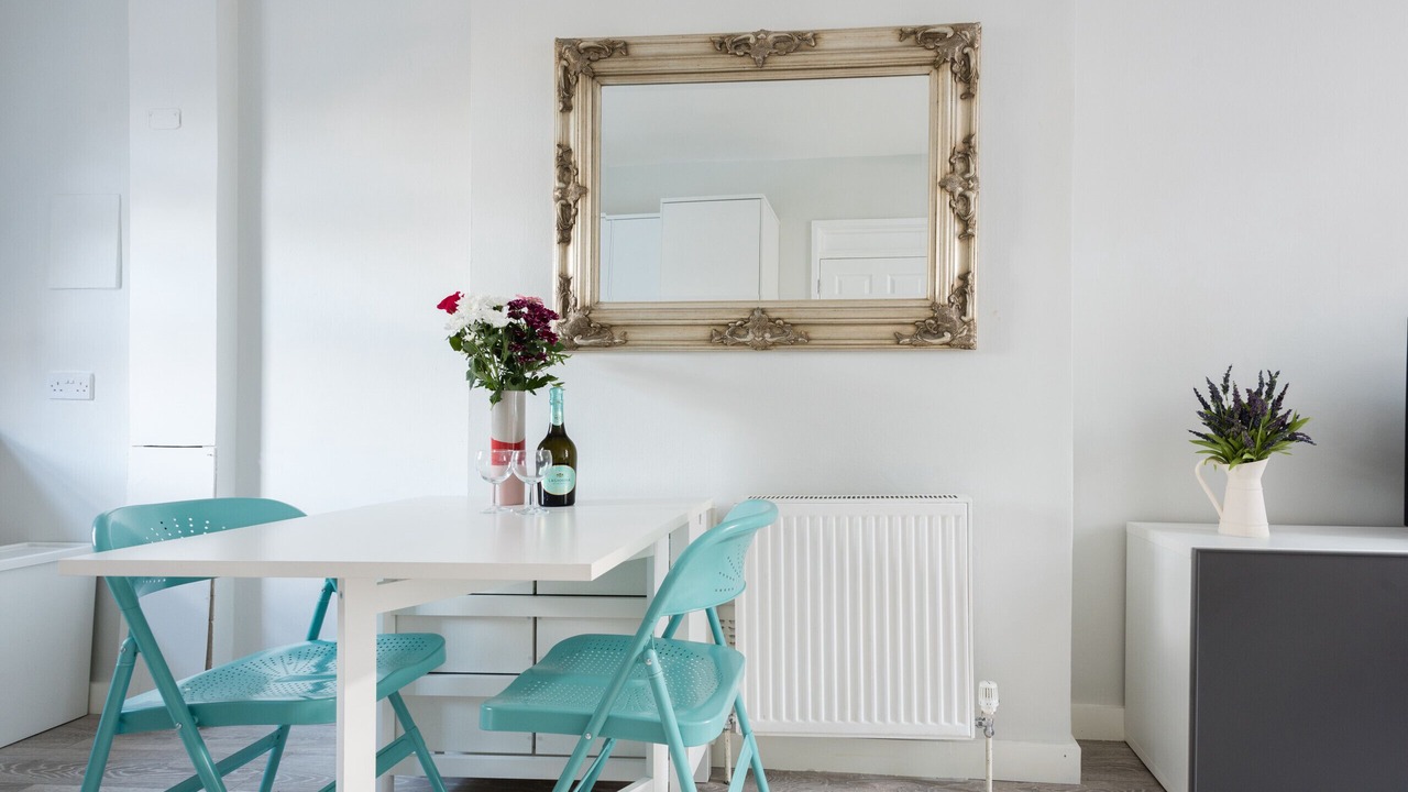 Photo of Others in Euston