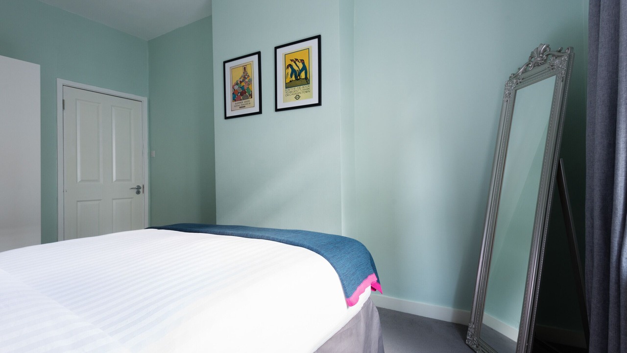 Photo of Others in Euston