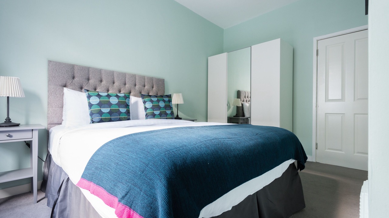 Photo of Others in Euston