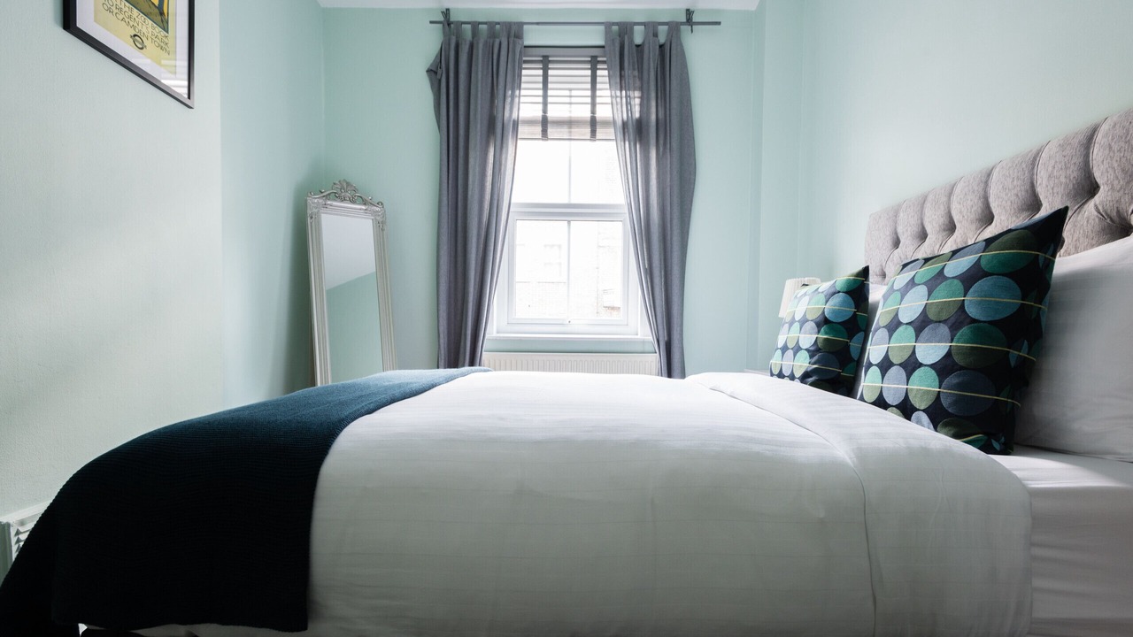 Photo of Others in Euston