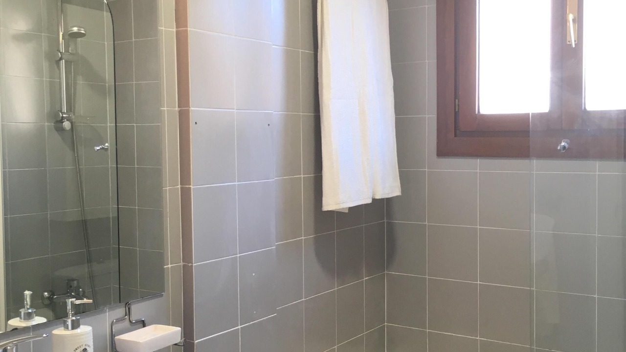 Photo of Bathroom in Toledo City Center