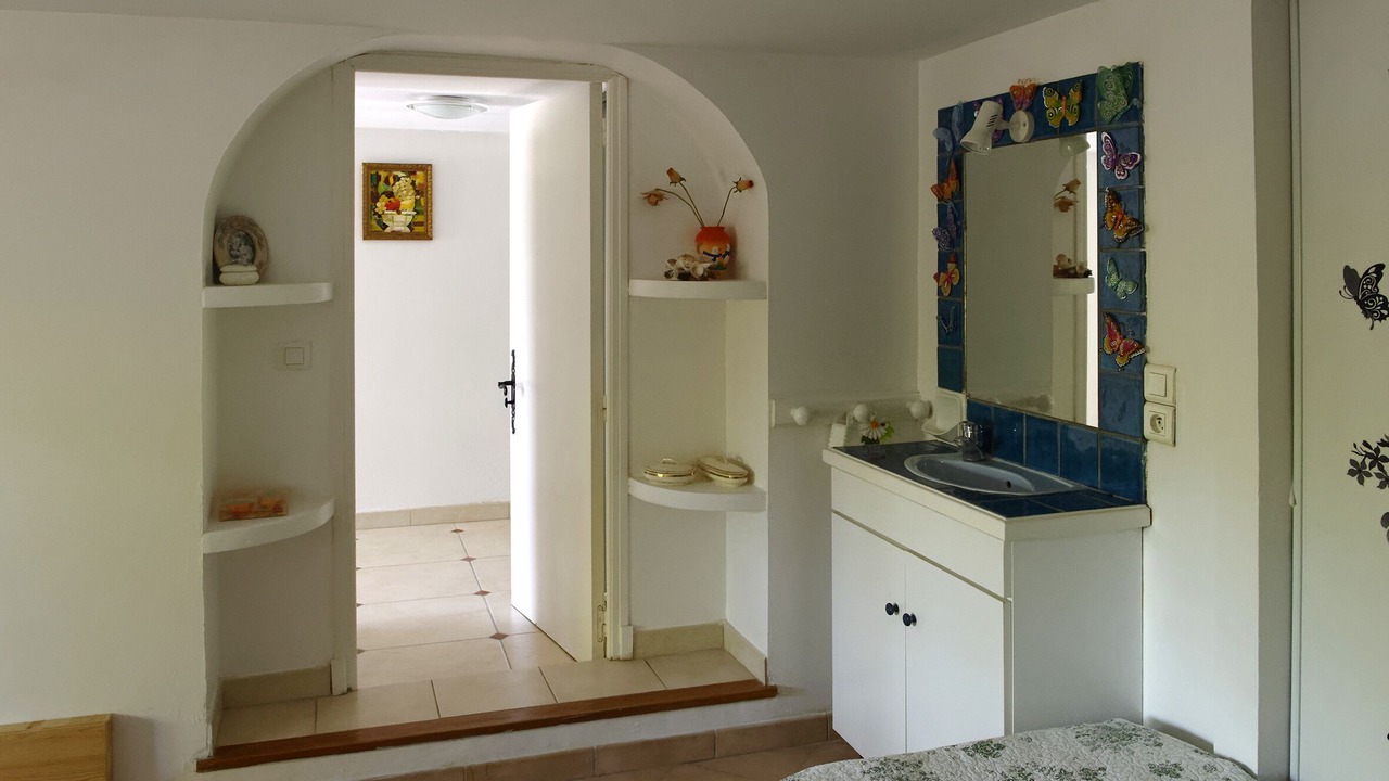 Photo of Bathroom in Lorgues