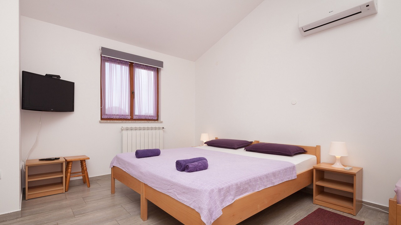 Photo of Bedroom in Banjole