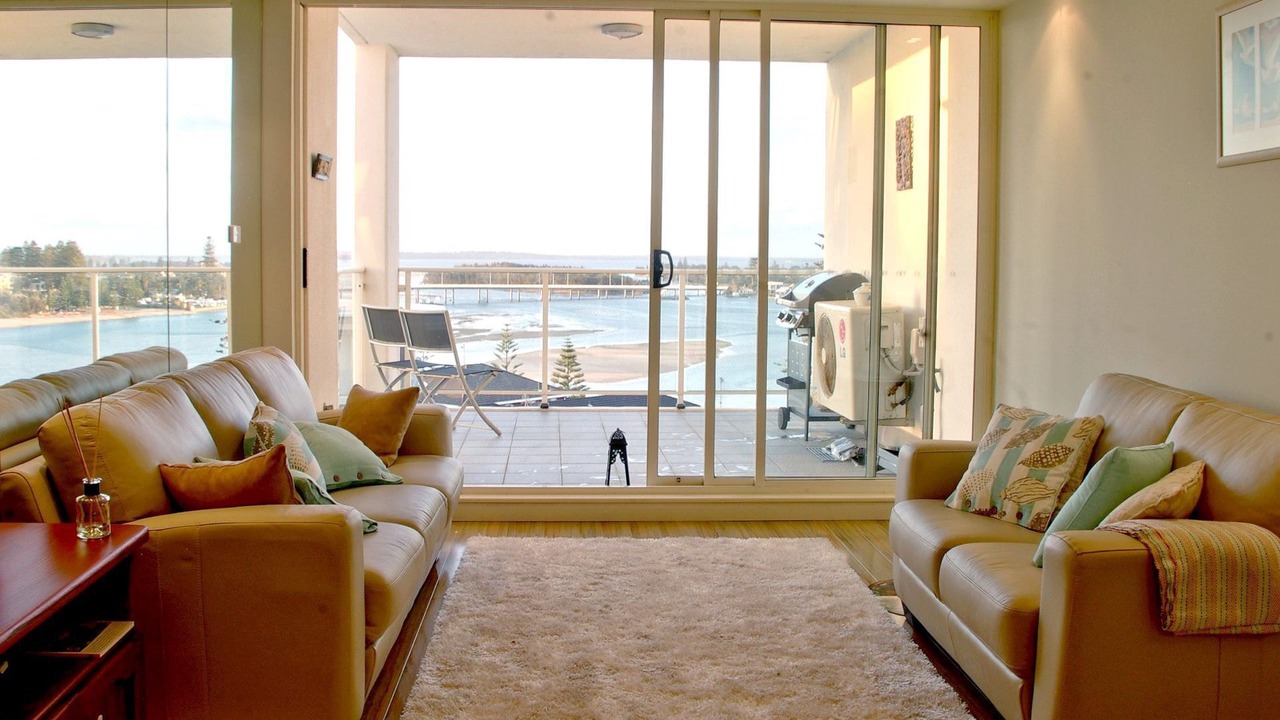 Photo of Livingroom in The Entrance