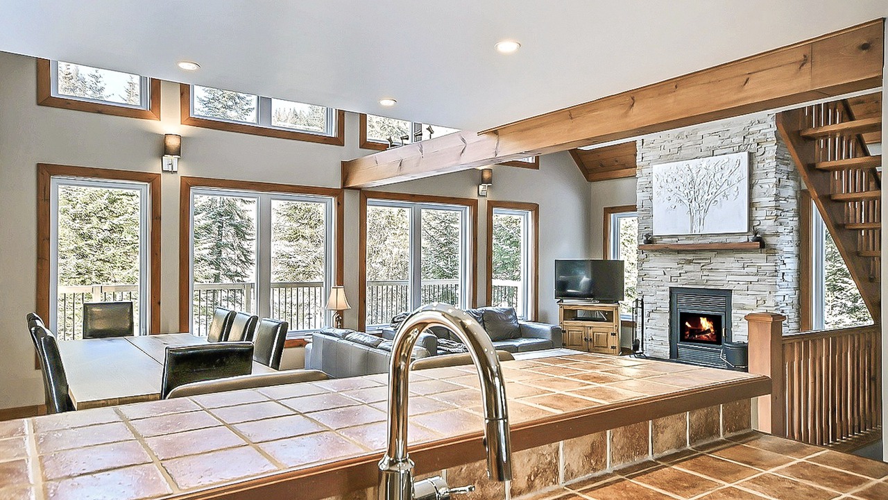 Photo of Bedroom in Mont-Tremblant