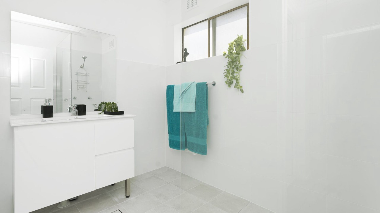 Photo of Bathroom in The Entrance