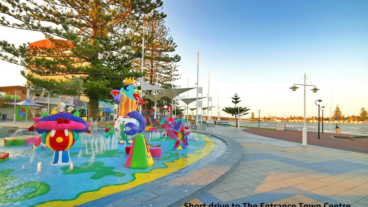 Photo of Others in The Entrance