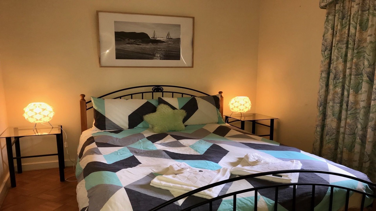 Photo of Bedroom in Kingscote