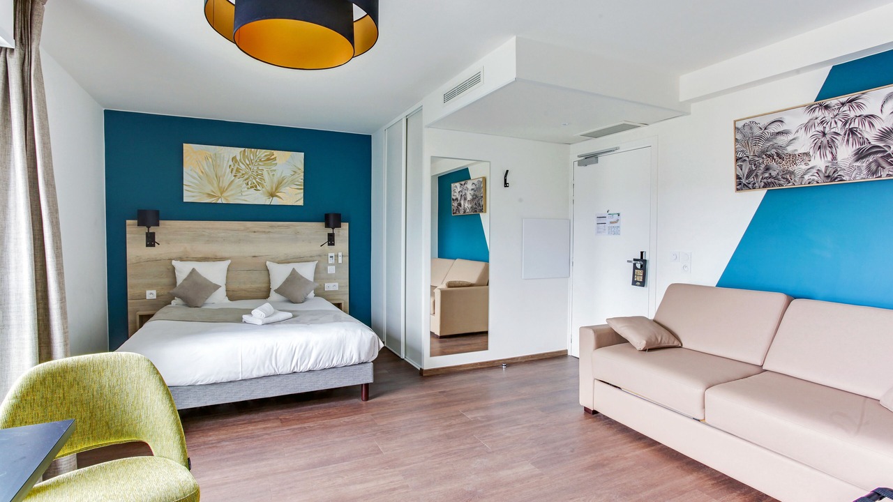 Photo of Bedroom in Palaiseau
