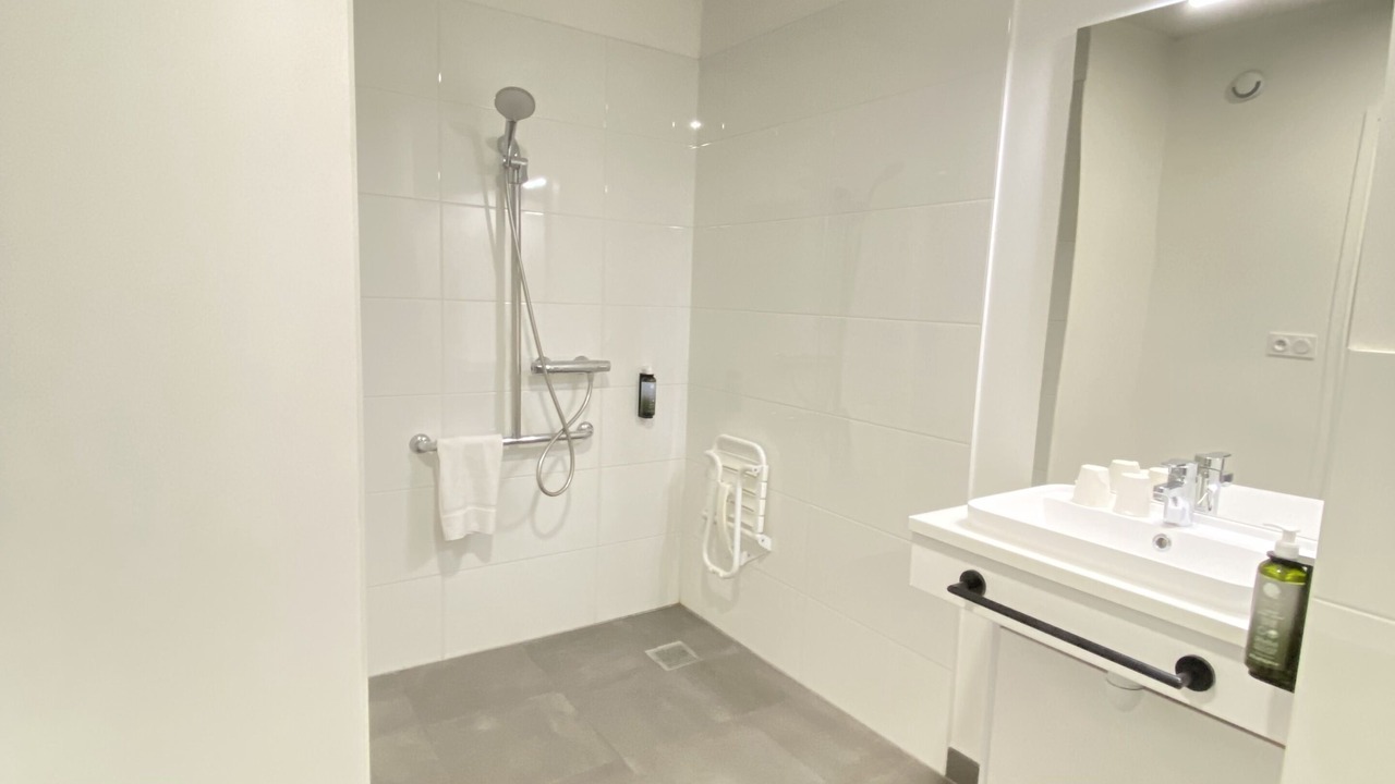 Photo of Bathroom in Palaiseau