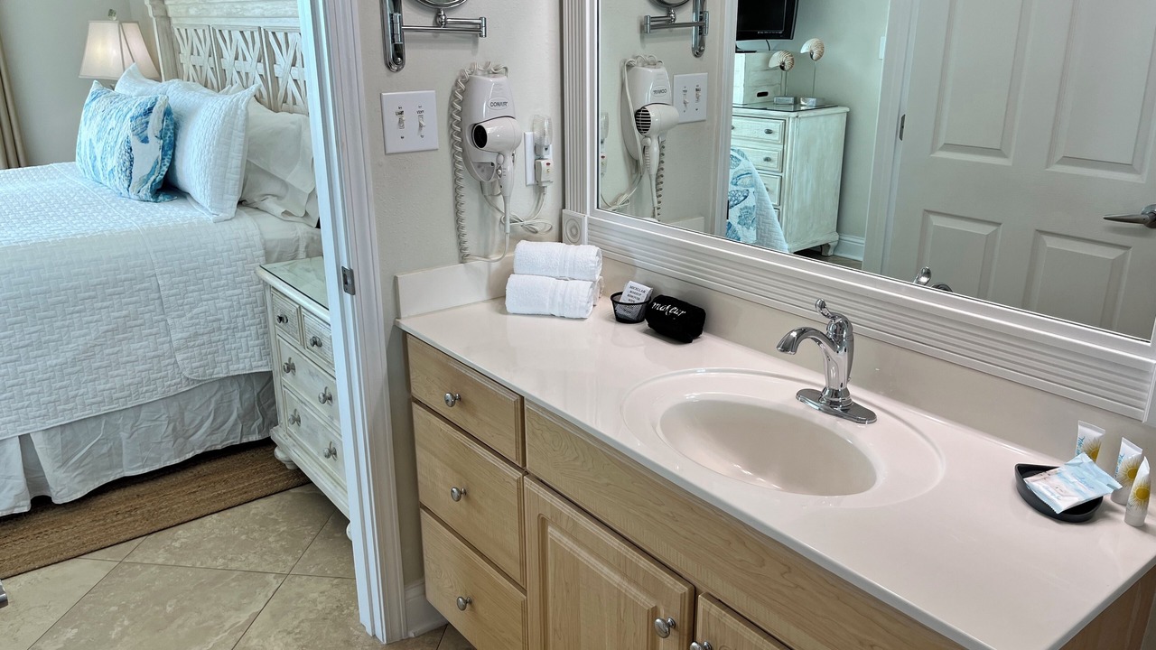 Photo of Bathroom in Gulf Shores