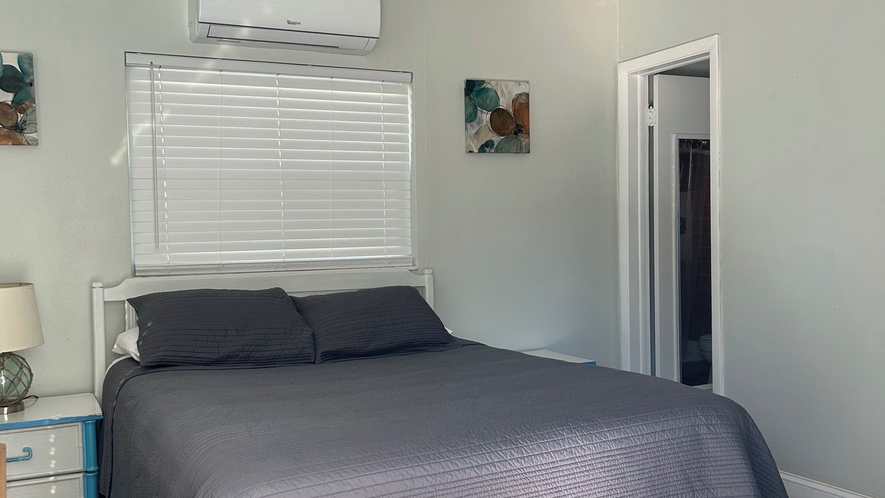 Photo of Bedroom in Caloosahatchee