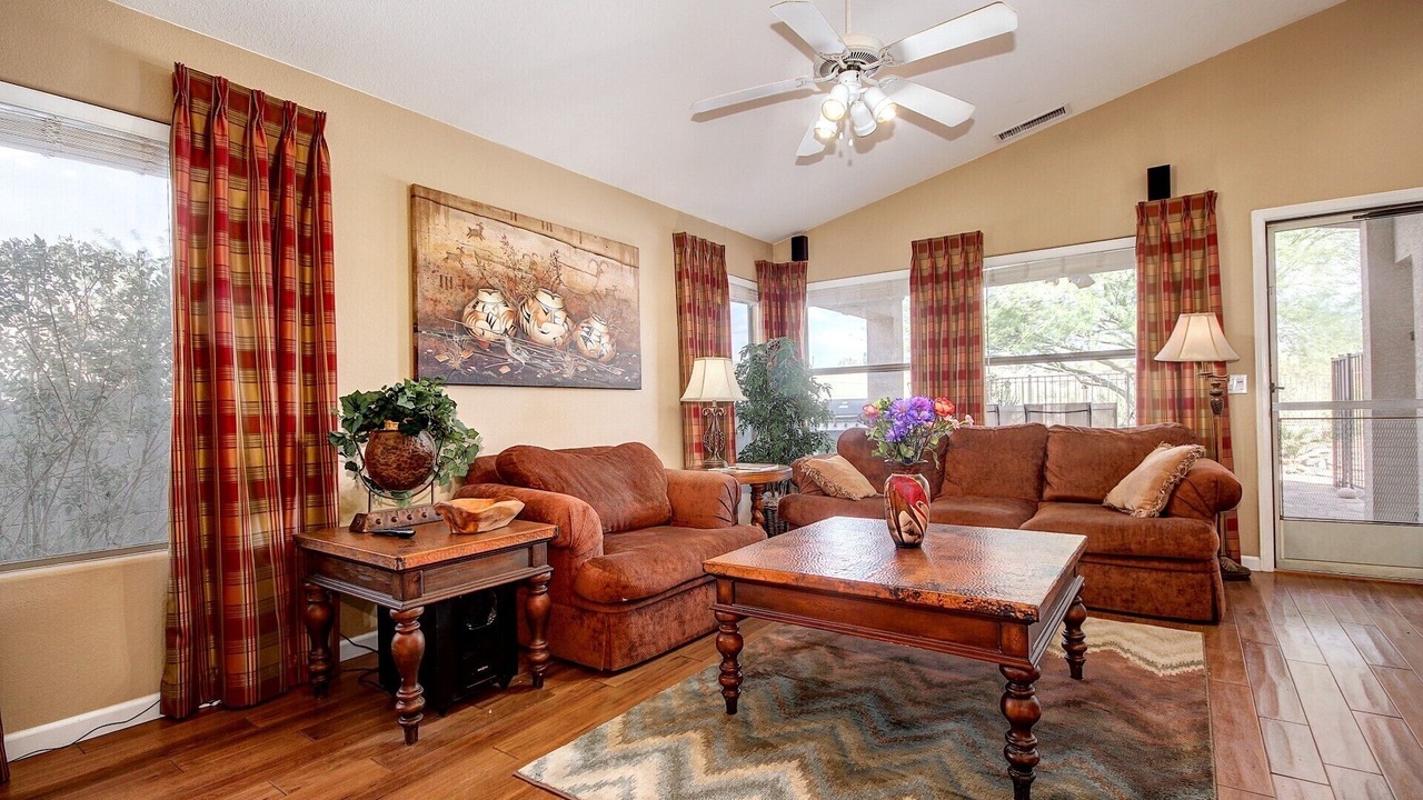 Photo of Livingroom in Estrella Mountain Ranch