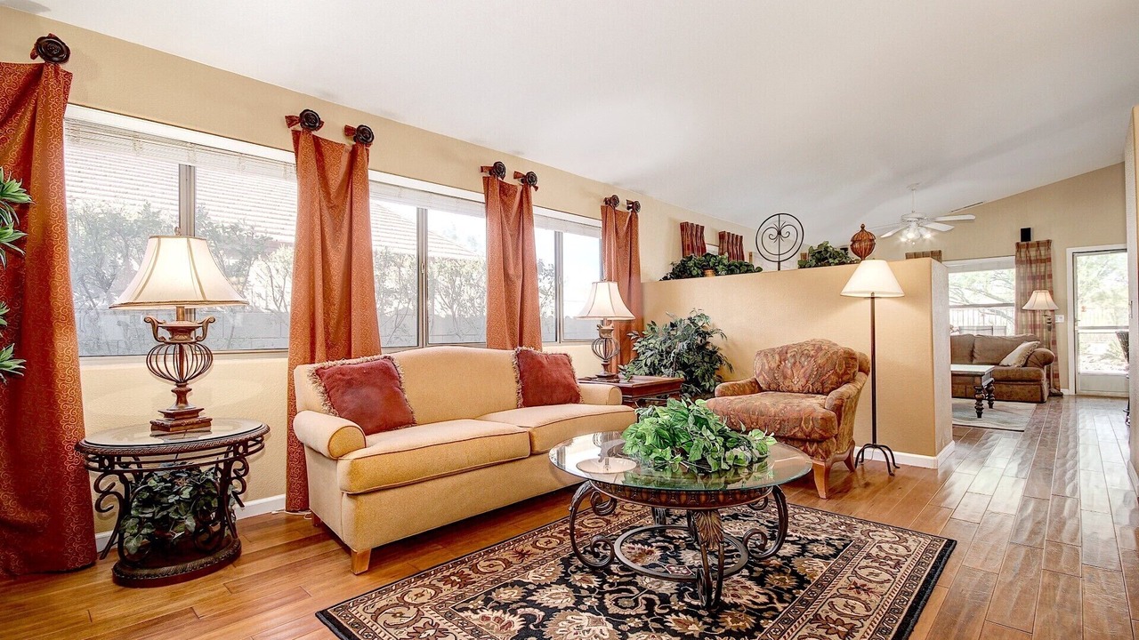 Photo of Livingroom in Estrella Mountain Ranch