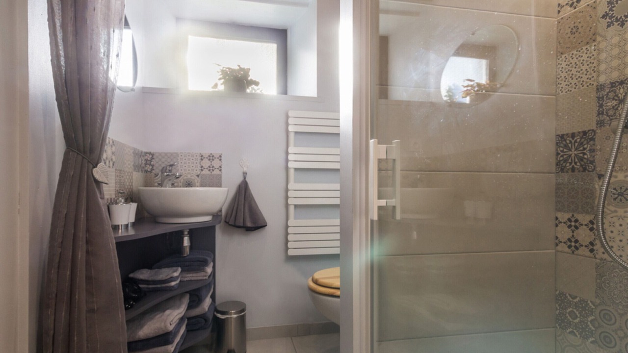 Photo of Bathroom in Beauchamps